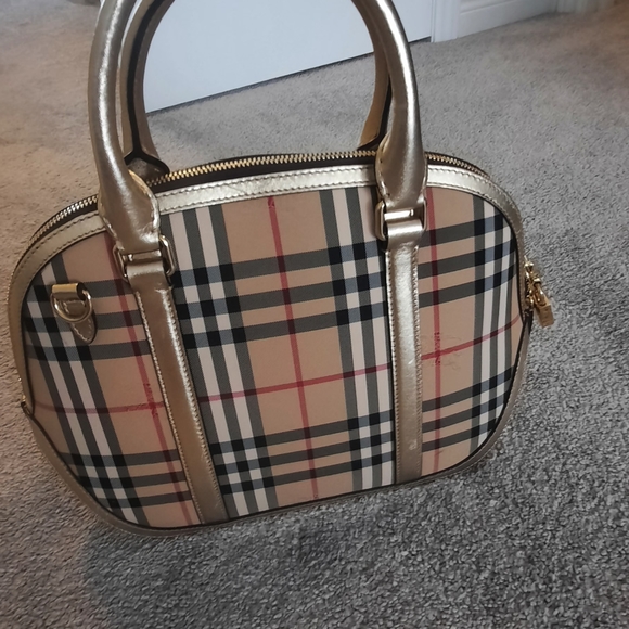 Burberry bag - Picture 3 of 3
